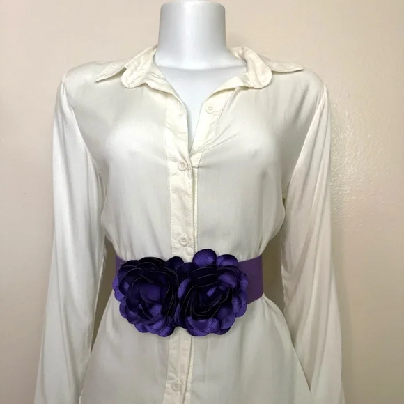 Purple statement satin double flower wide elastic waistband belt - Picture 3 of 9